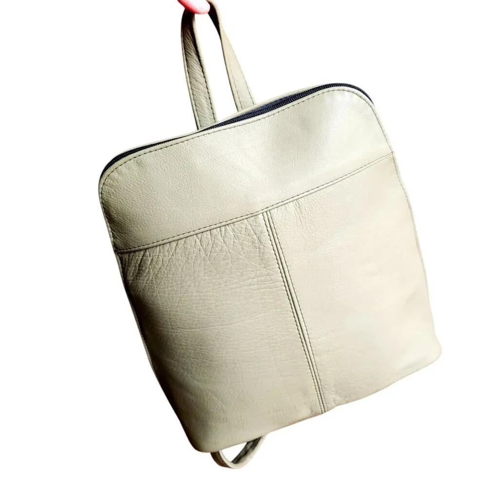 Earthy Taupe Minimalist Genuine Leather Handmade in Mexico Backpack - Picture 4 of 10